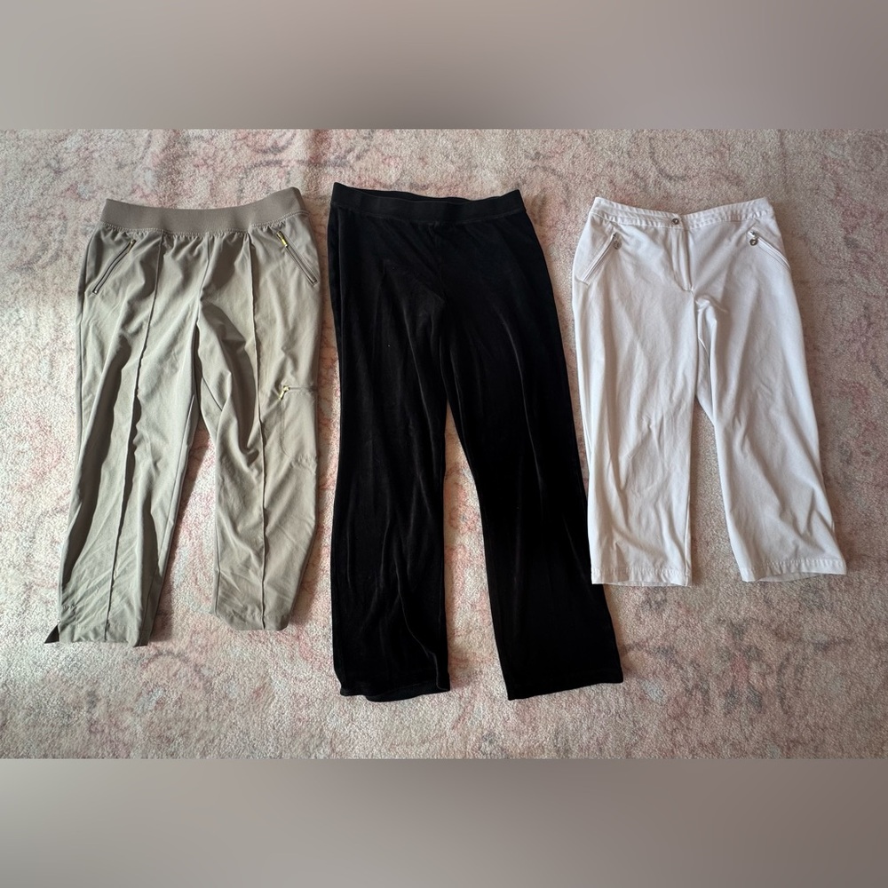 Chico's Zenergy Women’s Bottom Bundle (Size 1) - Picture 1 of 5